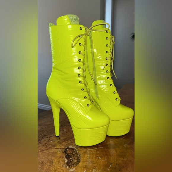 Hella heelz neon yellow pole shoes - Picture 3 of 6